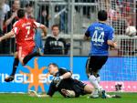 El Dortmund cae ante el Hoffenheim, el Bayern golea al Hamburgo y el Schalke sufre para ganar