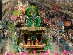 Comienza el último día de desfiles de las escuelas de samba de Río de Janeiro