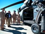 Gates visita a las tropas estadounidenses en el bastión talibán afgano