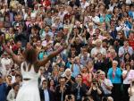 Serena Williams celebra su triunfo en cuartos de final de Wimbledon 2012