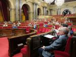 El Parlament rechaza una moción que le pedía "compromiso" con el Estado de Derecho