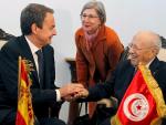 España ofrece a Túnez 300 millones y barcos y aviones para los refugiados
