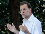 Rajoy defiende su estilo moderado porque "no juega a dividir, sino a unir"