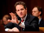 Geithner dice que el cierre de dos hipotecarias en EE.UU. debe ser "cuidadoso"