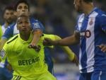 El Deportivo Alavés confirma el fichaje del delantero brasileño Deyverson