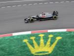 Hamilton vuela en Sepang y Alonso buscará los puntos desde la última plaza