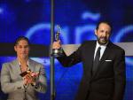 Guerra recibe tres premios "Casandra" que reconocen a Rodríguez y Flores