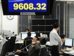 La Bolsa de Tokio supera los 9.700 puntos, su nivel más alto desde el seísmo