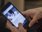 EUROPOL lanza una campaña contra el 'malware' en móviles: "Pueden robarnos el dinero e incluso espiarnos"