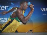 Photo Posing With Usain Bolt