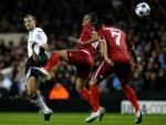 4-1. El Tottenham vence al Twente con protagonismo de Van der Vaart