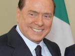 Silvio Berlusconi supera la cuestión de confianza a su Gobierno