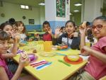 Uno de cada cinco profesores españoles afirma que hay niños que llegan a diario al colegio con hambre, según un estudio