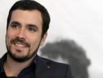 Garzón tacha a Rajoy de "jefe de banda mafiosa" y censura al PSOE por "blanquearle" con la abstención