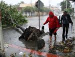 Evacuaciones y máxima alerta en México por el ingreso del huracán "Karl"