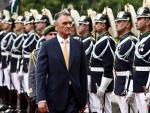 Cavaco toma posesión como presidente de Portugal con un duro discurso sobre los problemas del país