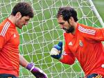 La presión a la que está sometido Diego López cuando juega Casillas