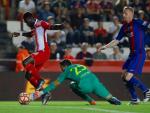 El Espanyol tumba al Barça con gol de Caicedo en una gris Supercopa de Catalunya