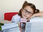 El PSOE también pide regular los deberes escolares para salvaguardar el derecho del niño a disfrutar de tiempo libre