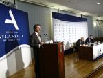 Pizarro ataca a Montoro delante de Aznar: Hacienda no está "para ajustar cuentas" sino para recaudar tributos