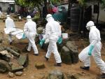 El ébola avanza en el oeste de África mientras el resto del mundo se blinda