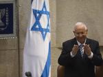 El presidente israelí repudia la masacre de 1956 en una histórica visita a la ciudad árabe de Kfar Kasem