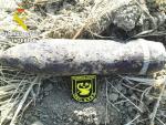 Agentes del Tedax destruyen un proyectil de artillería de 30 años de antigüedad hallado en Villalazán (Zamora)
