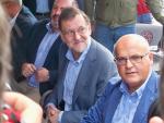 Rajoy acude a Avión, uno de los pueblos de España que más apoya al PP, para pedir revalidar el voto a Feijóo