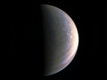 La Nasa publica imágenes inéditas de los polos de Júpiter