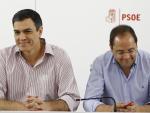 Pedro Sánchez reúne en Ferraz a 16 de los 18 miembros que se mantienen fieles en su Ejecutiva