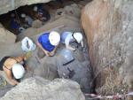 Los trabajos en la Cueva del Ángel de Lucena permiten remontar su antigüedad a más de 500.000 años