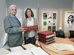 La Biblioteca de Navarra recibe en donación la obra del dramaturgo y escritor Patxi Larrainzar