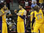 91-99. Los Lakers decepcionan en su estreno ante unos mermados Mavericks