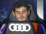 El mal año de Iker Casillas: a su temporada en el banquillo se une el conflicto con sus padres por su sociedad Ikerca