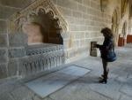 La catedral de Ávila registra el triple de visitas de vecinos que acuden a visitar la tumba del expresidente