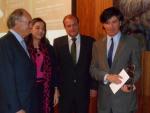 Monago pide al Gobierno "ayuda" para que  "Extremadura haga más grande a España" en materia científica