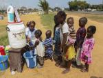 El ébola ha dejado a al menos 3.700 niños huérfanos en África Occidental