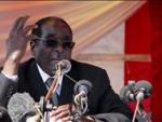 La viceministra zimbabuense, expulsada de partido de Mugabe por llamarle "viejo"