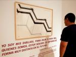 Una exposición refleja la complejidad de Morris en Valencia