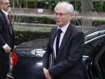 Van Rompuy apremia a los países de la eurozona a poner en práctica el rescate griego