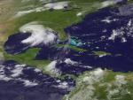 La tormenta "Lee" se debilita mientras deambula por la costa sur de Luisiana