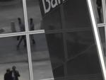 Guindos ve la privatización de Bankia como un "objetivo fundamental"