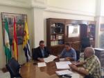 Diputación invertirá este año 600.000 euros en Rincón para la mejora del campo de fútbol y un plan de asfaltado