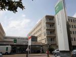 Desconvocada la huelga de la plantilla de la empresa de limpieza en el hospital Juan Ramón Jiménez