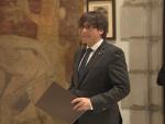 Puigdemont mantiene la postura independentista de su Gobierno, pero ve "miserable" mezclar cuestiones
