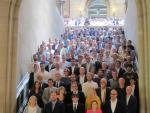 Puigdemont y Colau reciben este sábado a los más de 700 alcaldes citados
