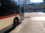 Ciudadanos insta al Equipo de Gobierno a reformar las paradas de autobuses que no estén alineadas con la calzada