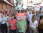 Vecinos y miembros de la Plataforma de Afectados por la Hipoteca (PAH) de Madrid consiguen frenar otro desahucio