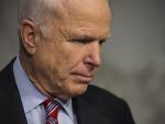 El actual senador por Arizona, John McCain, en foto de archivo