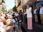 La candidata a la presidencia del PP María Dolores de Cospedal en Estepona